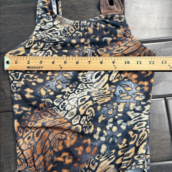❤️3/$30 Satara Leos Leopard Print Leotard - Picture 6 of 9